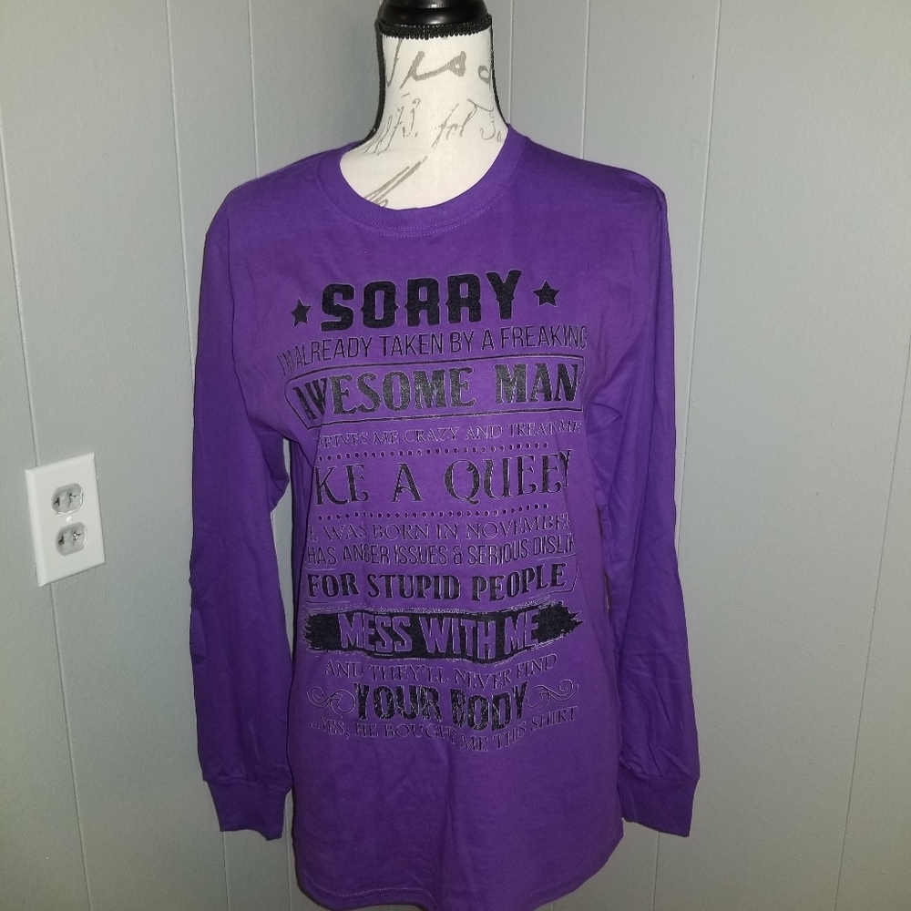 New small purple long sleeve T-shirt